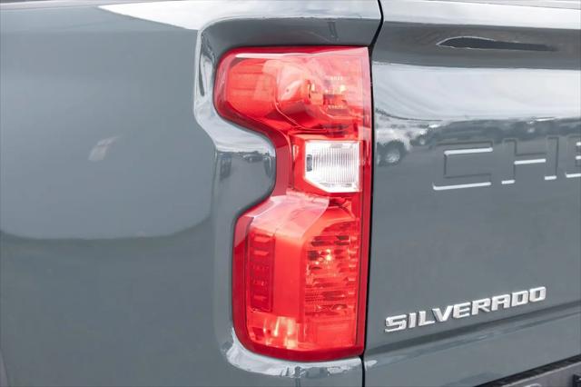 2026 Chevrolet Silverado 3500HD Crew Cab, Long Bed, LT Dual Rear Wheel, RWD