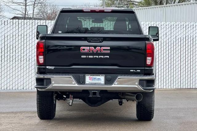 2026 GMC Sierra 2500HD Crew Cab, Standard Bed, SLE, 4WD