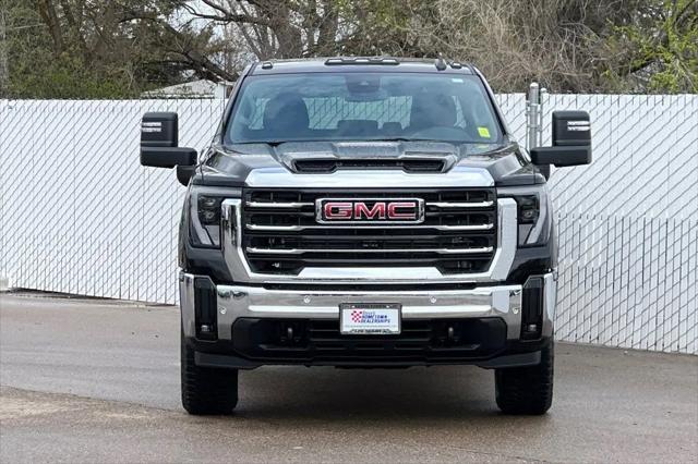 2026 GMC Sierra 2500HD Crew Cab, Standard Bed, SLE, 4WD