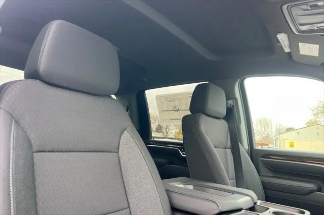 2026 GMC Sierra 2500HD Crew Cab, Standard Bed, SLE, 4WD