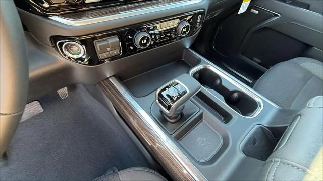 2026 Chevrolet Silverado 1500 4WD Crew Cab Short Bed RST