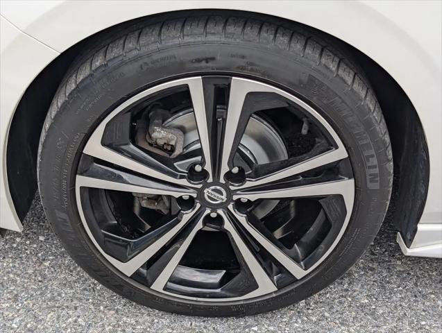 2023 Nissan Sentra SR Xtronic CVT