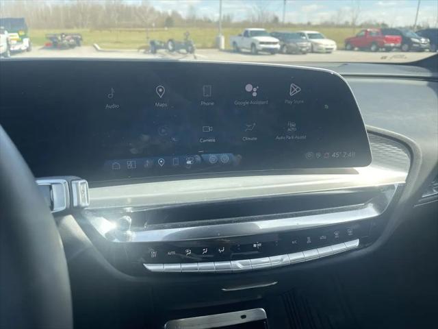 2024 Cadillac iQ Sport w/1SF