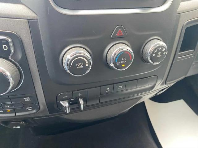 2019 Ram 1500 Classic Express Quad Cab 4x4 6'4" Box