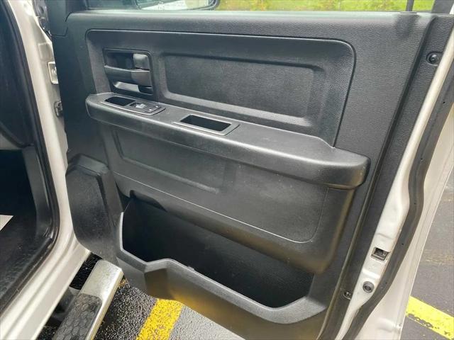 2019 Ram 1500 Classic Express Quad Cab 4x4 6'4" Box