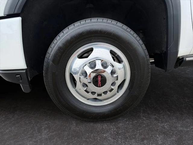 2023 GMC Sierra 3500HD 4WD Crew Cab Long Bed Denali