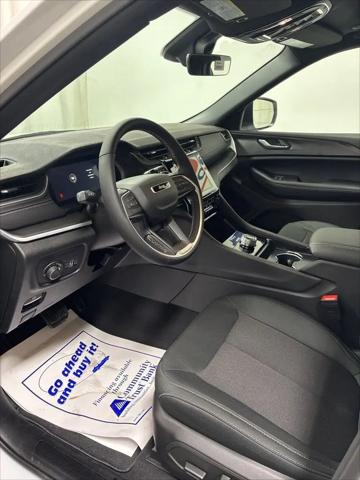 2026 Jeep Grand Cherokee Altitude 4x4