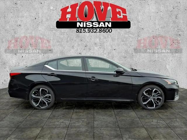 2026 Nissan Altima SR FWD