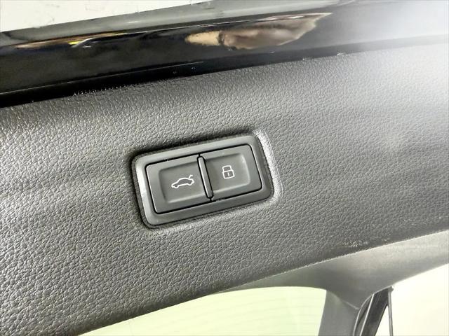 2022 Audi Q7 Premium Plus 55 TFSI quattro Tiptronic