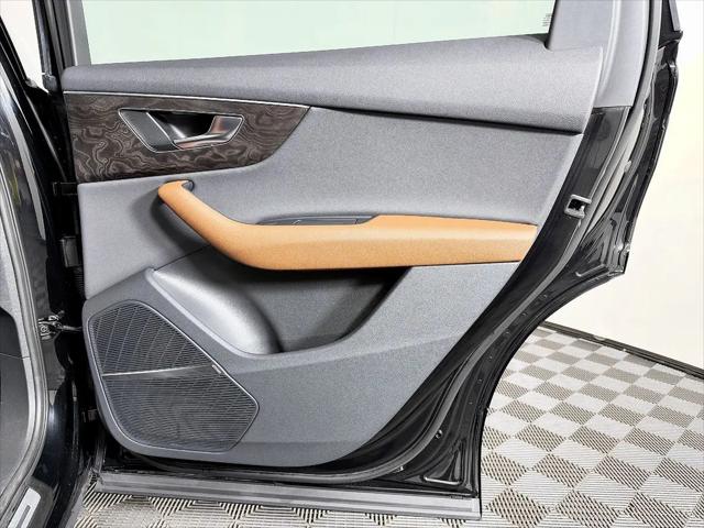 2022 Audi Q7 Premium Plus 55 TFSI quattro Tiptronic