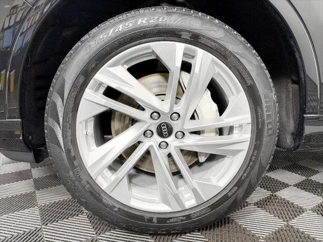 2022 Audi Q7 Premium Plus 55 TFSI quattro Tiptronic