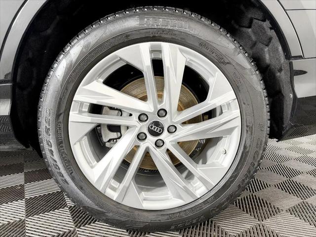 2022 Audi Q7 Premium Plus 55 TFSI quattro Tiptronic