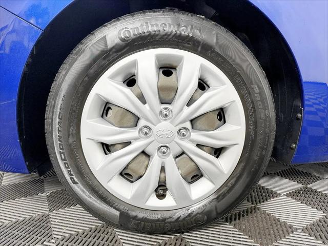 2019 Hyundai Accent SE