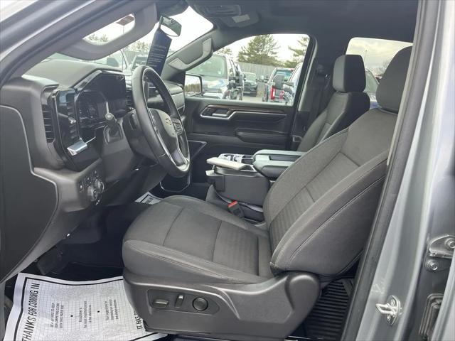 2024 Chevrolet Silverado 1500 4WD Double Cab Standard Bed LT with 2FT