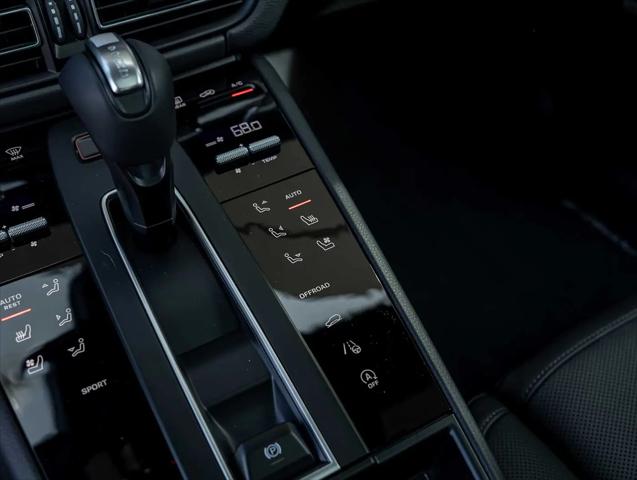 2026 Porsche Macan T