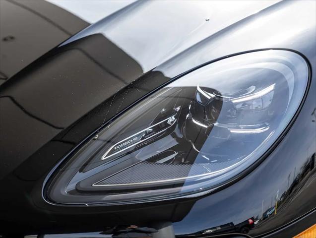 2026 Porsche Macan T