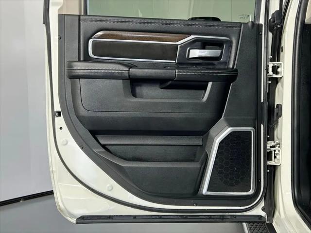 2023 Ram 3500 Laramie Crew Cab 4x4 6'4" Box