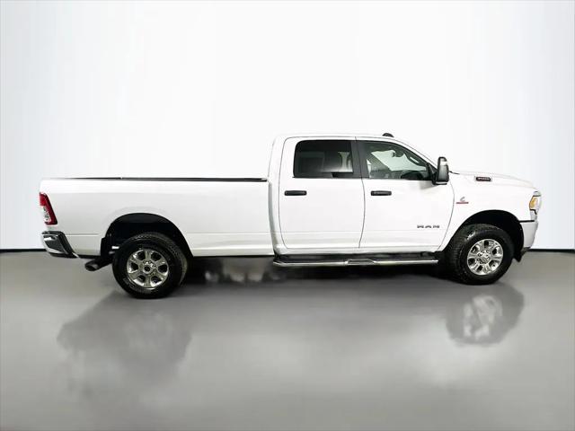 2024 Ram 3500 Big Horn Crew Cab 4x4 8' Box