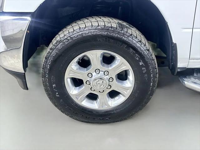 2024 Ram 3500 Big Horn Crew Cab 4x4 8' Box