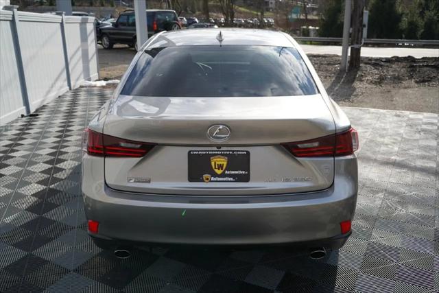 2015 Lexus IS 250 Crafted Line