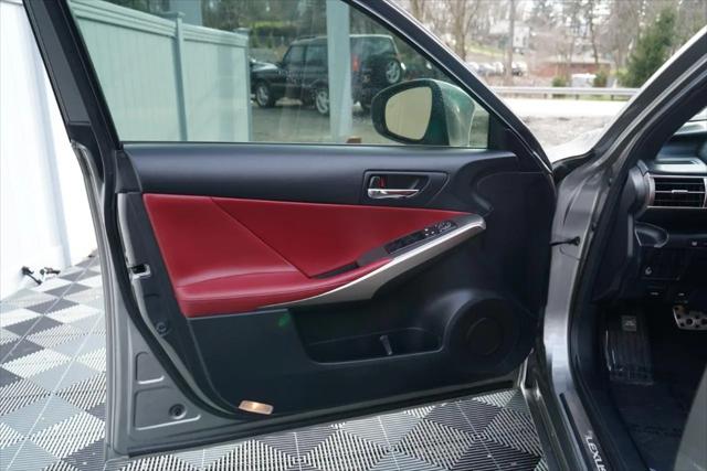 2015 Lexus IS 250 Crafted Line