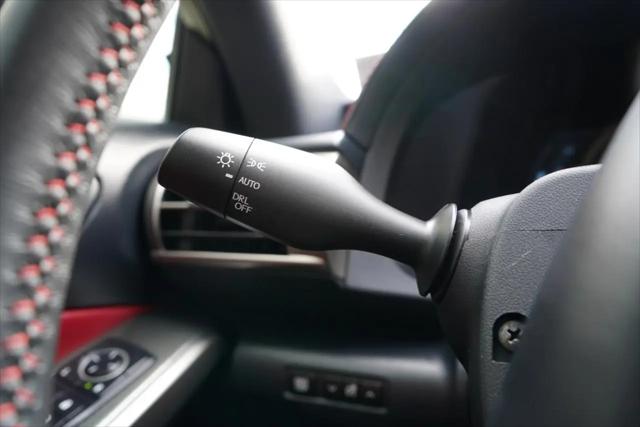 2015 Lexus IS 250 Crafted Line