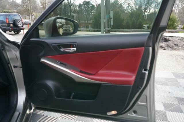 2015 Lexus IS 250 Crafted Line