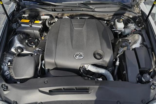 2015 Lexus IS 250 Crafted Line