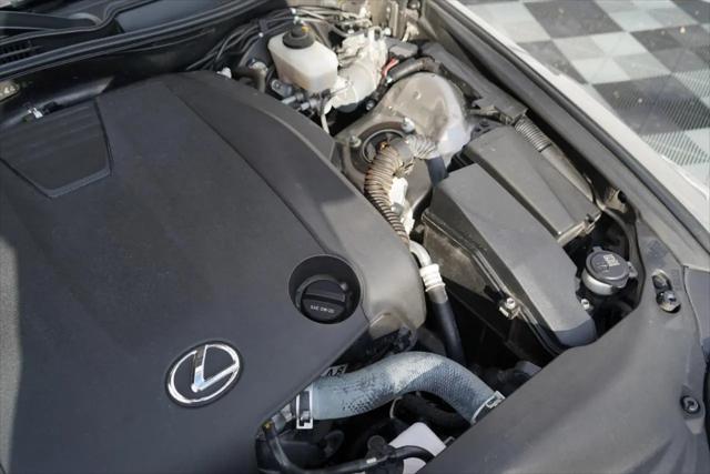 2015 Lexus IS 250 Crafted Line