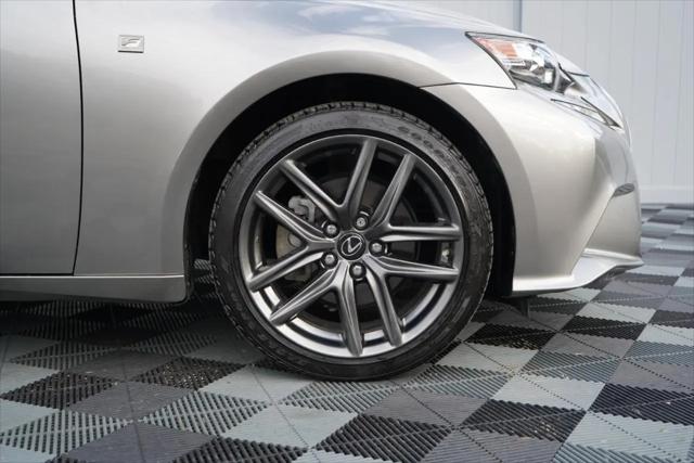 2015 Lexus IS 250 Crafted Line