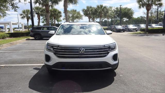 2026 Volkswagen Atlas SE with Technology