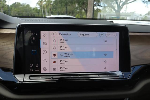 2026 Volkswagen Atlas SE with Technology