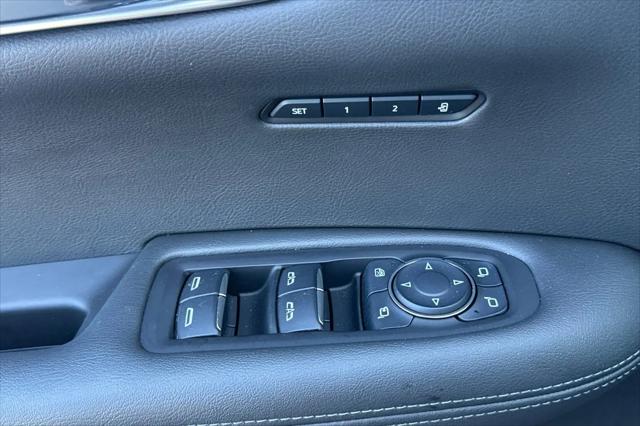 2025 Cadillac XT6 FWD Luxury