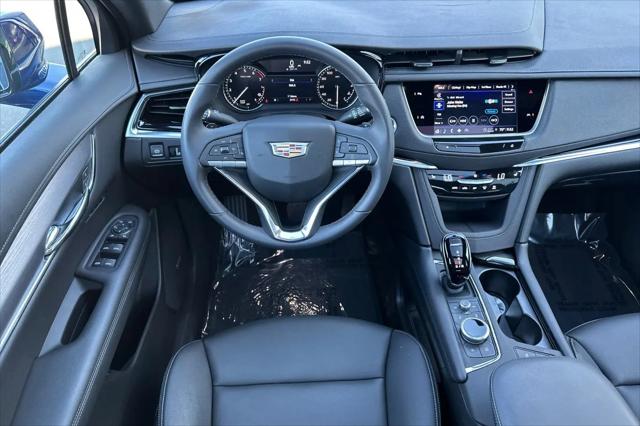 2025 Cadillac XT6 FWD Luxury