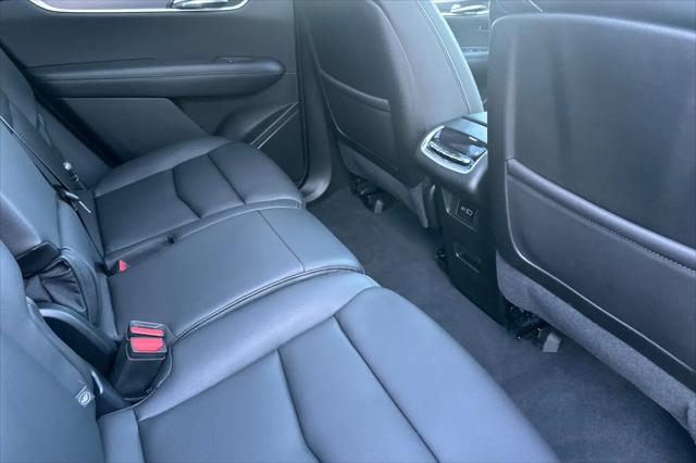 2025 Cadillac XT6 FWD Luxury