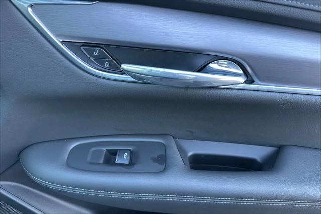 2025 Cadillac XT6 FWD Luxury