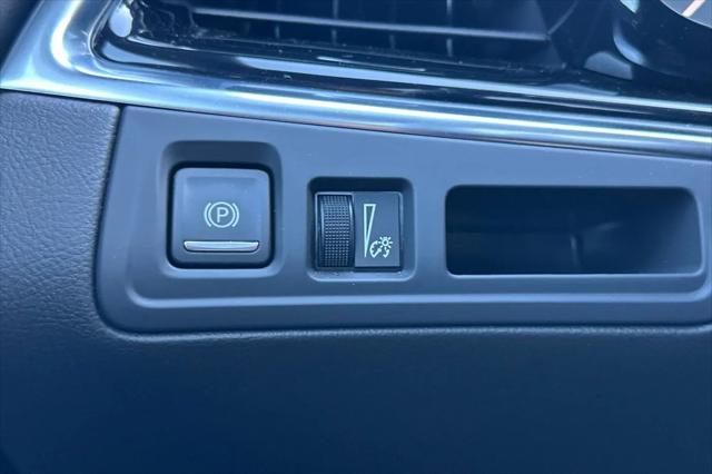 2025 Cadillac XT6 FWD Luxury