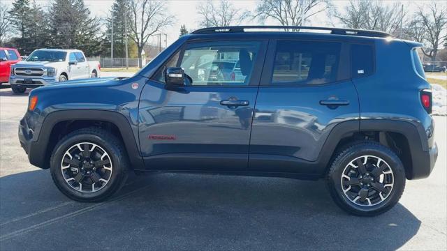2023 Jeep Renegade Trailhawk 4x4