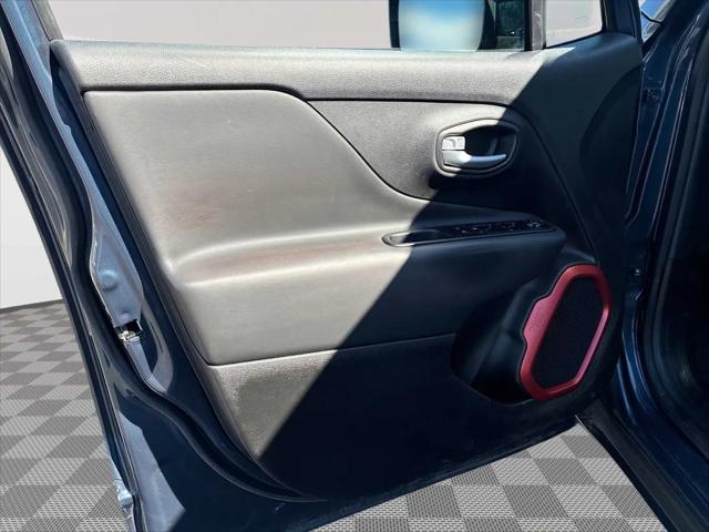2023 Jeep Renegade Trailhawk 4x4