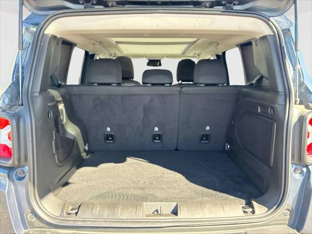 2023 Jeep Renegade Trailhawk 4x4
