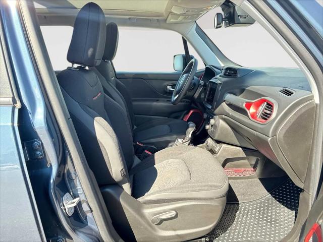 2023 Jeep Renegade Trailhawk 4x4