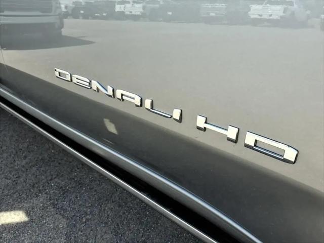 2026 GMC Sierra 2500HD Crew Cab, Standard Bed, Denali Ultimate, 4WD