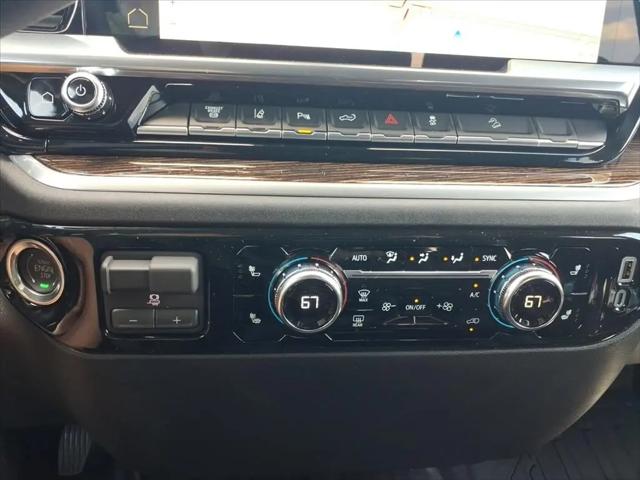 2026 GMC Sierra 2500HD Crew Cab, Standard Bed, Denali Ultimate, 4WD