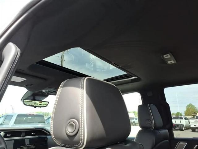 2026 GMC Sierra 2500HD Crew Cab, Standard Bed, Denali Ultimate, 4WD