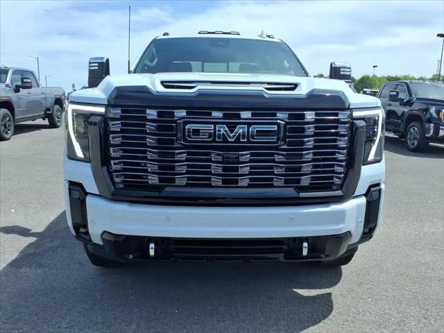 2026 GMC Sierra 2500HD Crew Cab, Standard Bed, Denali Ultimate, 4WD