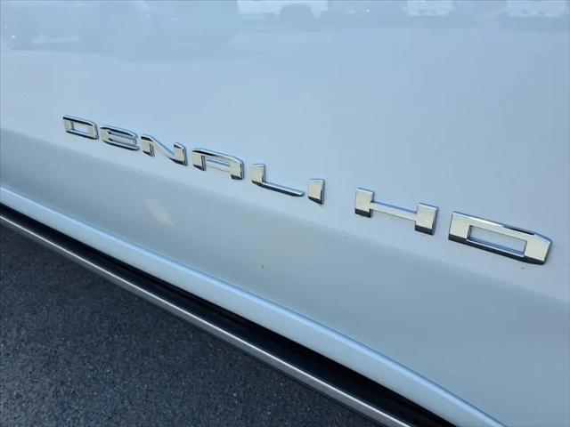 2026 GMC Sierra 2500HD Crew Cab, Standard Bed, Denali Ultimate, 4WD