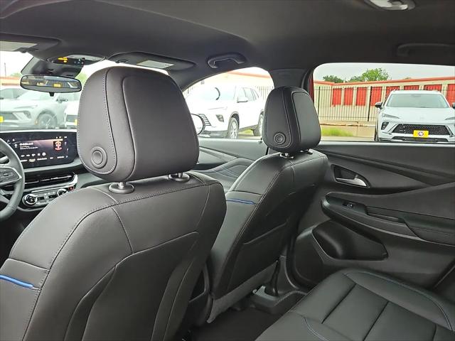 2026 Buick NV Sport Touring FWD