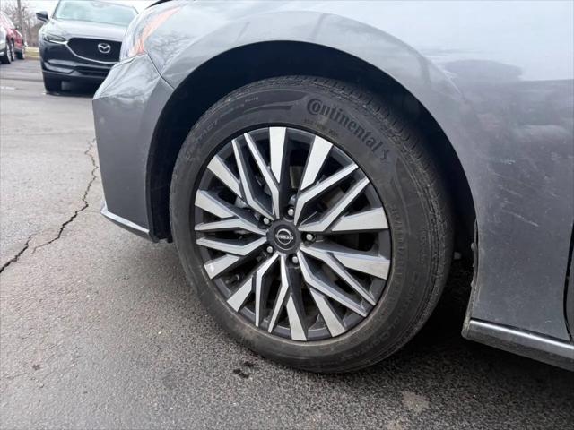 2023 Nissan Altima SV FWD