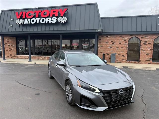 2023 Nissan Altima SV FWD for sale in Chesterfield, MI