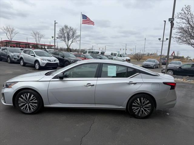 2024 Nissan Altima SV FWD